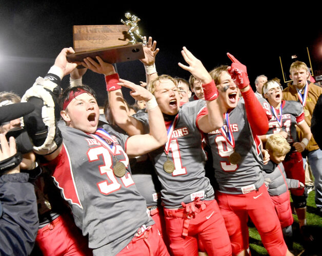 Scarlet Dragons hold off Panthers for another championship